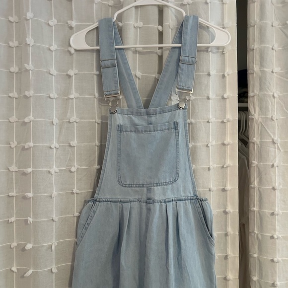 Overalls - Picture 2 of 5